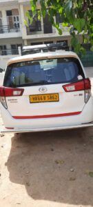 Car leasing with driver or without driver